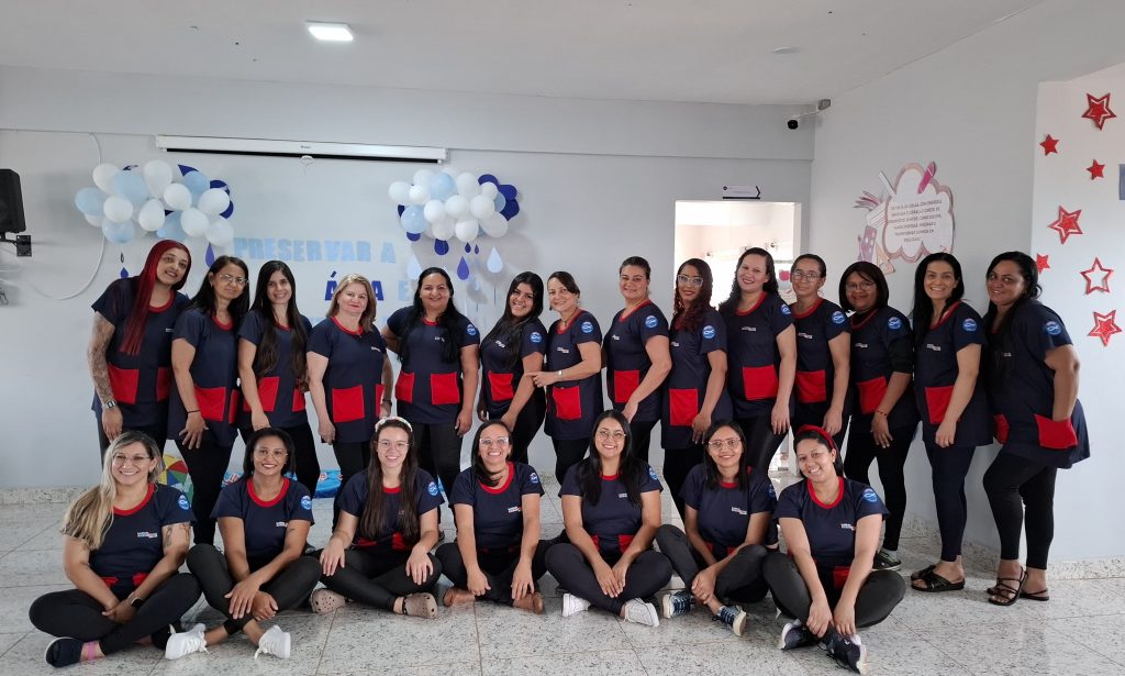 Atividade com crianças da educação infantil